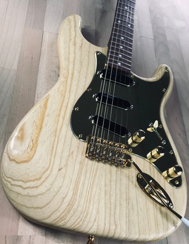 Artisan Handmade S71 Custom Shop « S ». Conversion 24.75 luthier neck